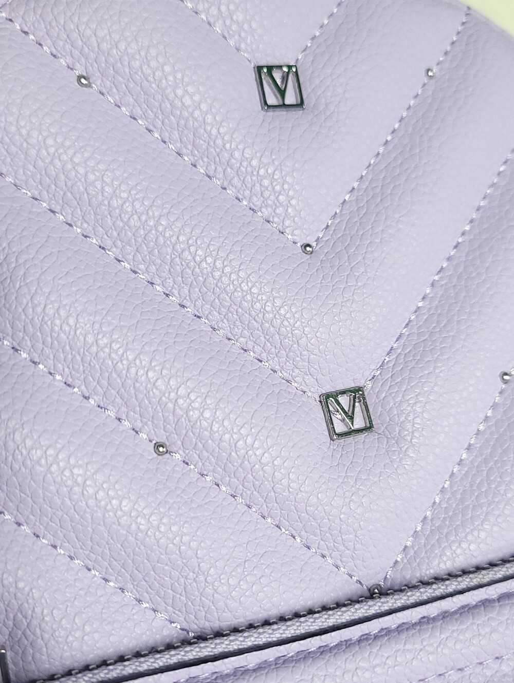 Victoria's Secret Lilac Quilted Mini Backpack with Chain Accent - Picture 3 of 10